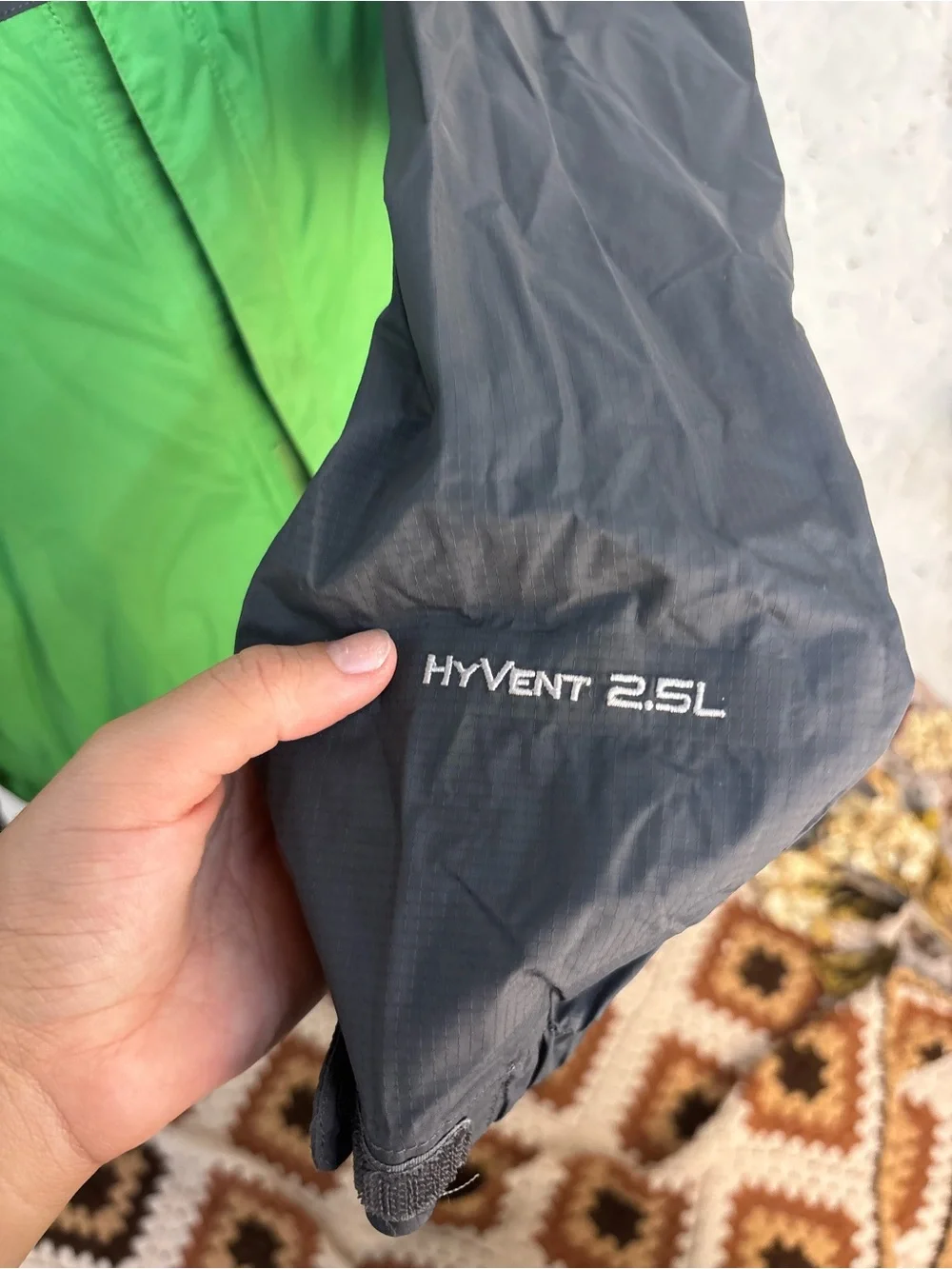The North Face Hyvent 2.5L Rain Hooded Jacket Grey Green Mens Large